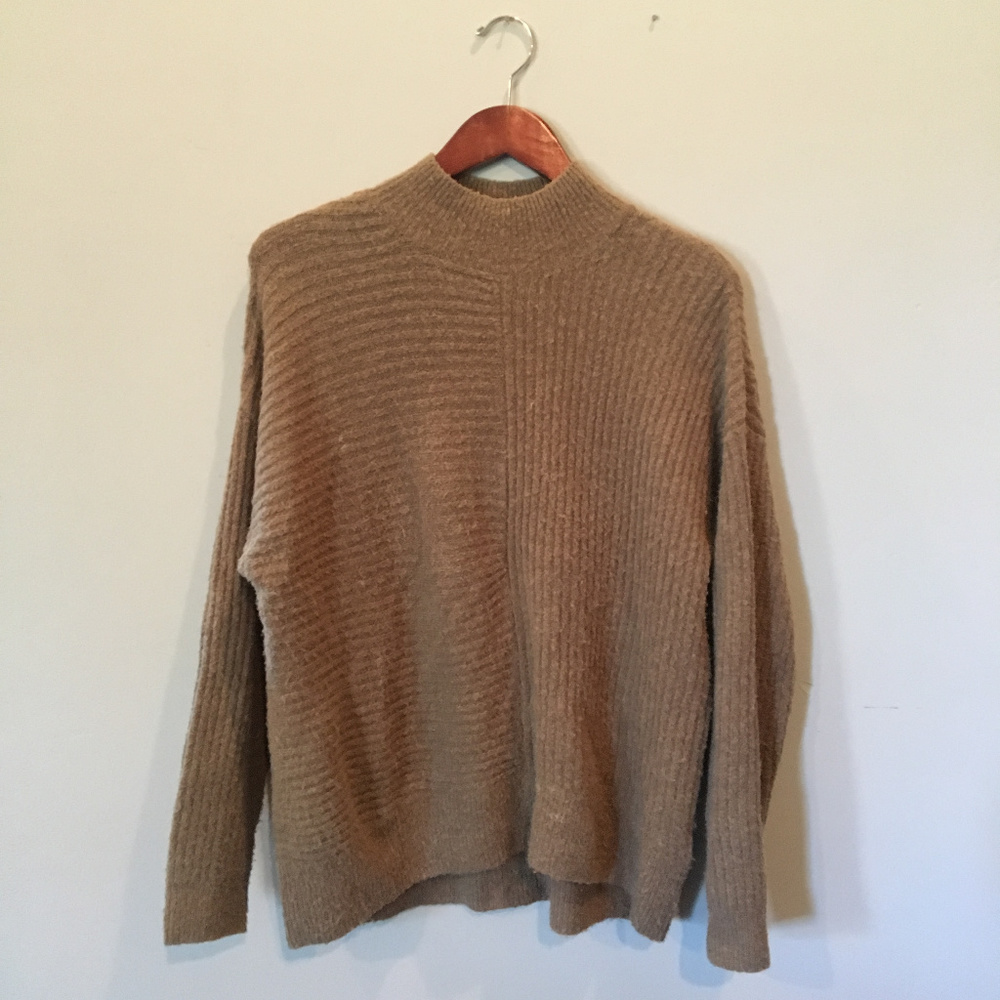 Green / Beige Sweater